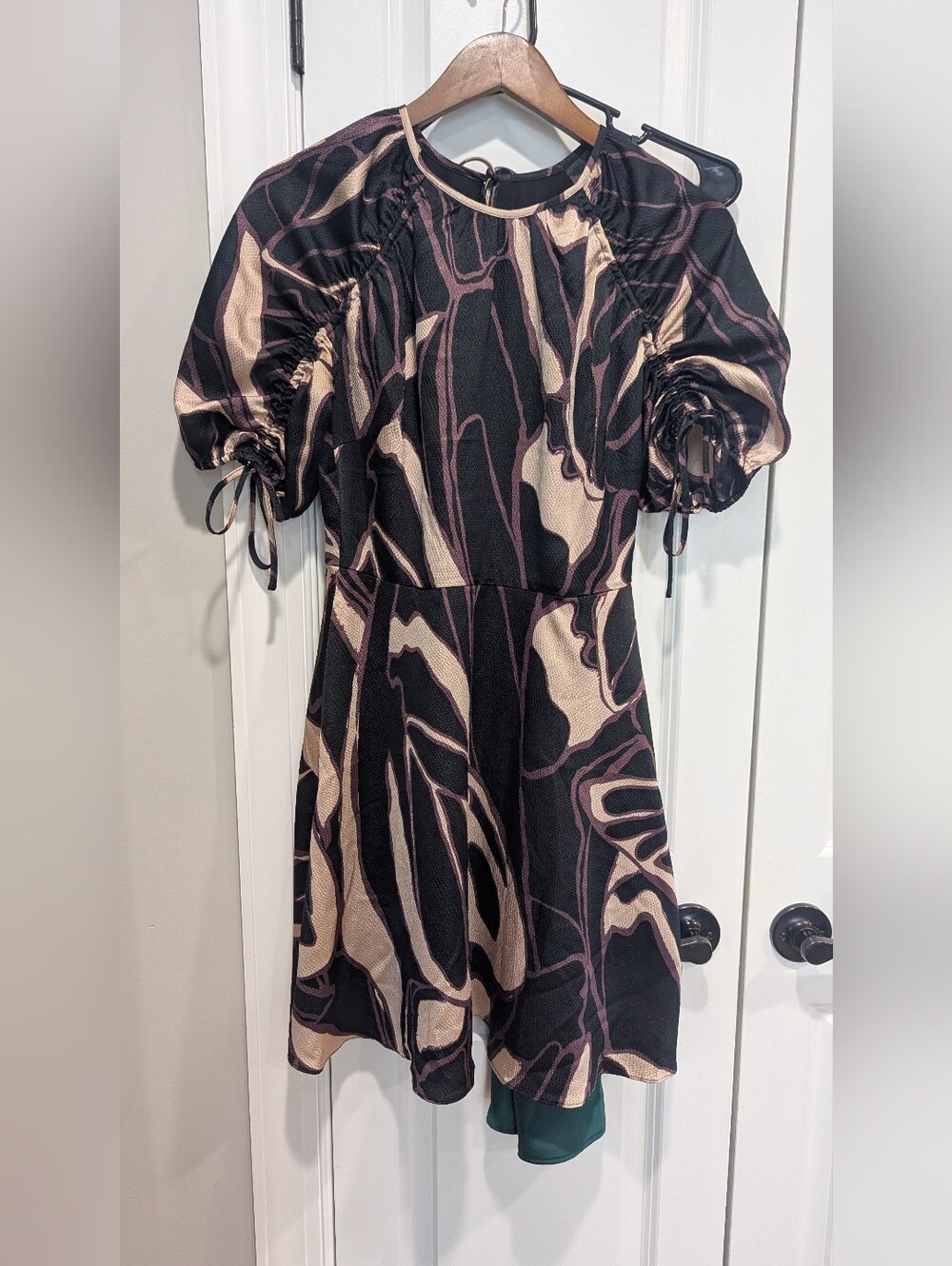 Wholesale Ted Baker Gilliaa Printed Mini Fit-and-Flare with Puff Sleeve
